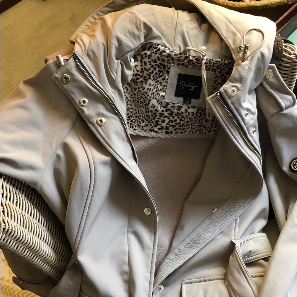Jessica Simpson Short Tan Trench